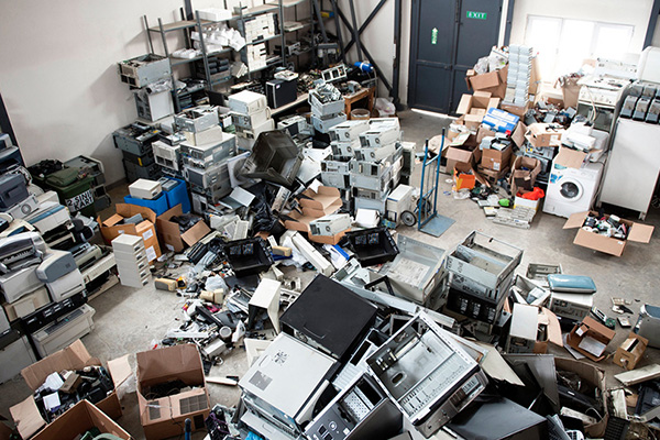¿Qué materiales se pueden reciclar de los desechos electrónicos?